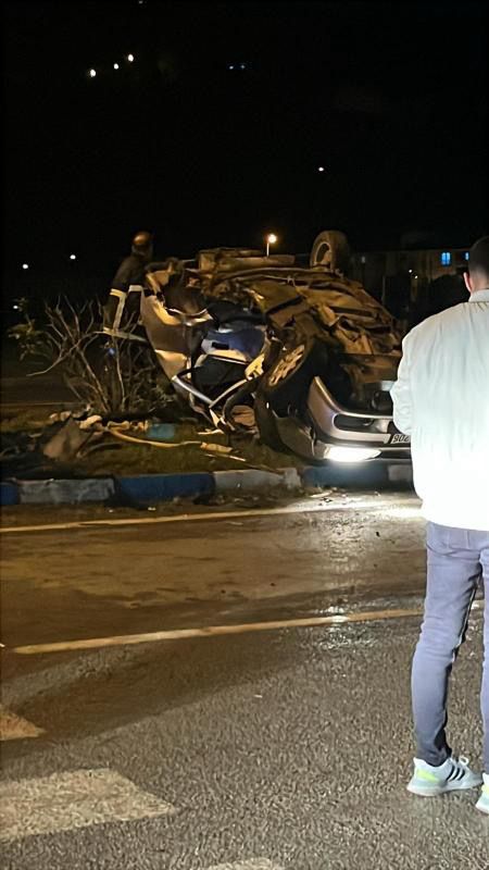 Sinop’ta  iki otomobil çarpıştı: 1’i ağır 4 yaralı-3