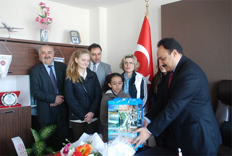 Sinoplu Cumhurbaşkanı Yola Çıktı