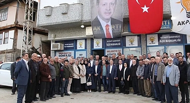 AK PARTİ ADAYLARI ZİYARETLERİNİ SÜRDÜRÜYOR