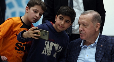 “Deprem bölgesinde inşa süreci başlayan konut ve köy evi sayısı 100 bini buldu”