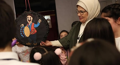 Emine Erdoğan, devlet koruması altındaki çocuklarla iftarda bir araya geldi