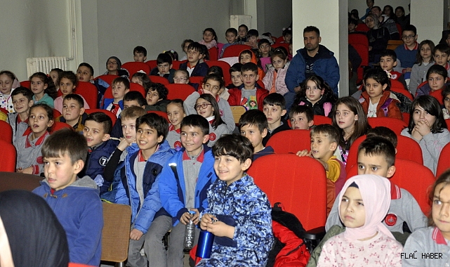 5 BİN ÇOCUK İLE BULUŞTU