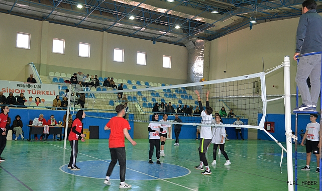Türkeli'de "Mahalle Ligi" voleybol etkinliği