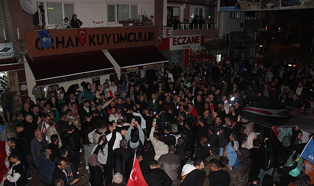 Türkelililer, Erdoğan'ın zaferini kutladı