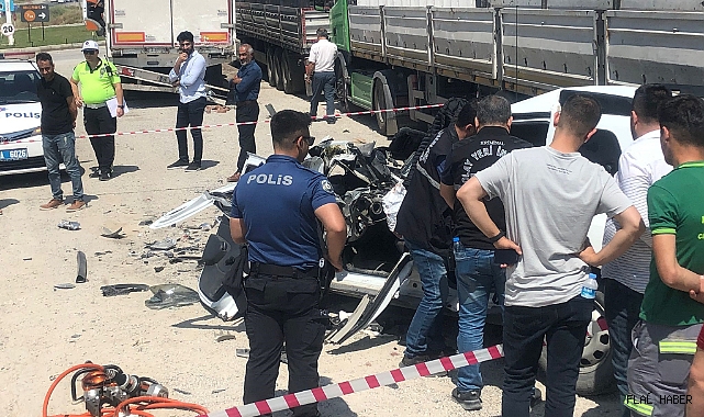 2 kişinin öldüğü kazada, sürücü direksiyonda kalp krizi geçirmiş