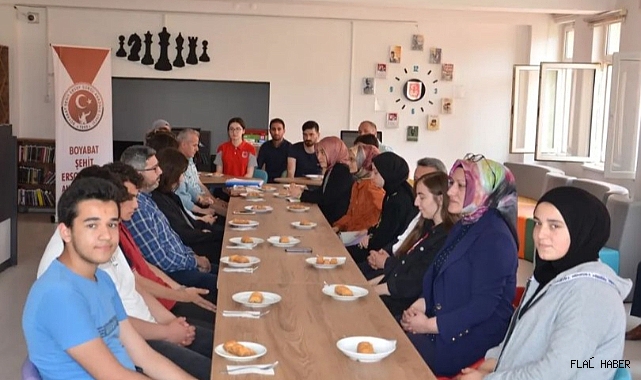 BOYABAT’TA YAZARLIK ATÖLYESİ SÖYLEŞİLERİ