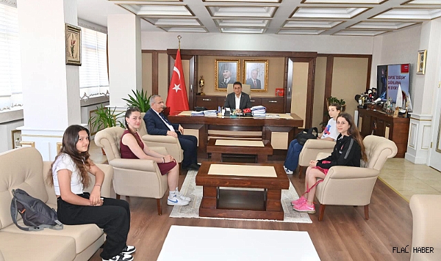 SİNOP'U TEMSİL ETTİLER