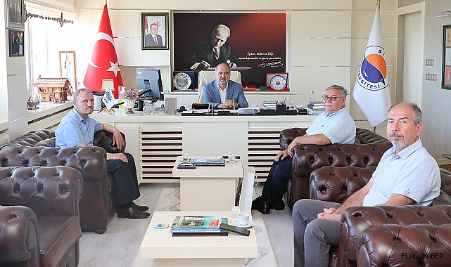 Ayancık Köylere Hizmet Götürme Birliği Müdüründen Rektör Dalgın'a Ziyaret