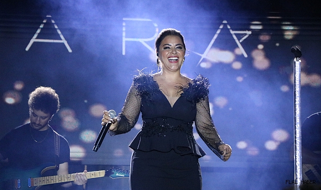 GECENİN FİNAL KONSERİNDE ZARA SAHNE ALDI
