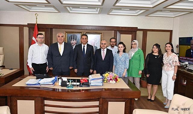 Sinop İl Nüfus ve Vatandaşlık Müdürü Hacı Dede’den Valiye Ziyaret