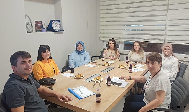 YEŞİLAY KADIN KOMİSYONU TOPLANDI!