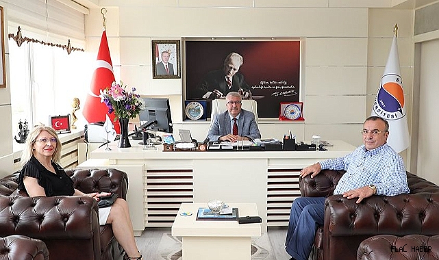 AHMET TUNCAY SAGUN’DAN REKTÖRE ZİYARET
