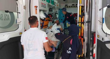 Belediye binası önünde kendini yakmaya kalktı