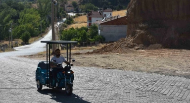 Elektrikli scooter'ı güneş enerjisi ile çalışır hale getirdi, pil ömrünü 8 yıl uzattı