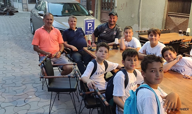 GURBETÇİLERDEN YAZ OKULU SPORCULARINA 'DONDURMA' SÜRPRİZİ