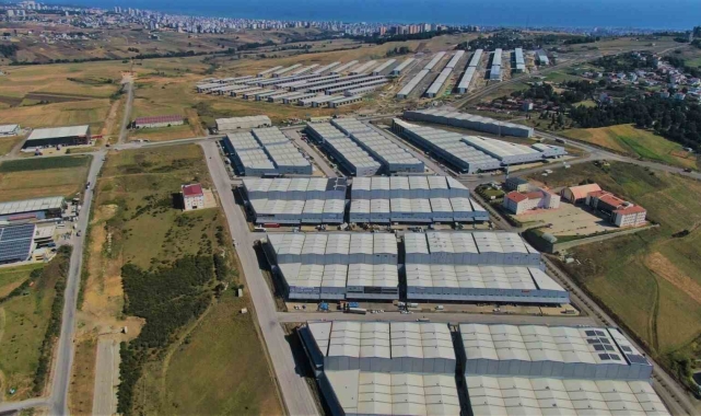 Keresteciler Sitesi'nin yol problemi çözüldü