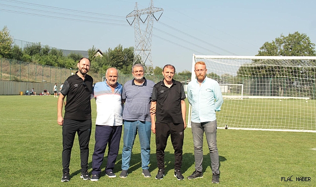 KÜÇÜKÇEKMECE SİNOP SPOR OYUNCULARINA MORAL ZİYARETİ