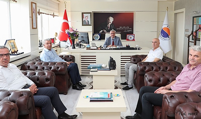 REKTÖRE ZİYARETLER DEVAM EDİYOR