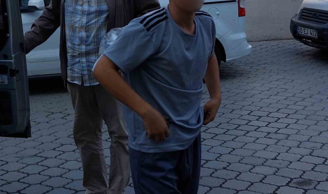 15 yaşındaki çocuk parkta yan bakma yüzünden kan döktü