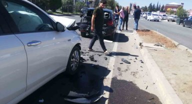 3 Aracın karıştığı kazada 1 kişi yaralandı