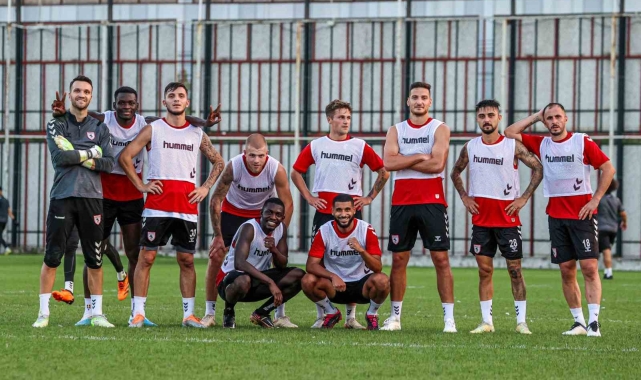 31 futbolcu ile yollarını ayıran Samsunspor, 14 yeni transfer yaptı