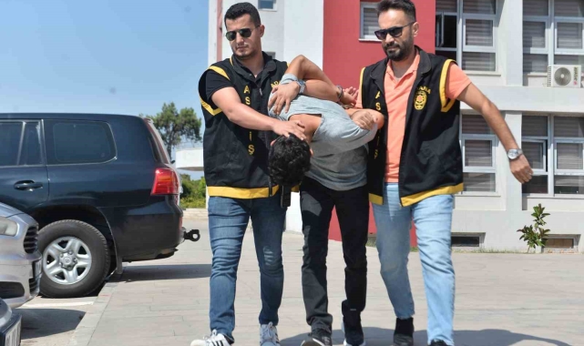 Adana'da kavgayı ayırmak istedi canından oldu