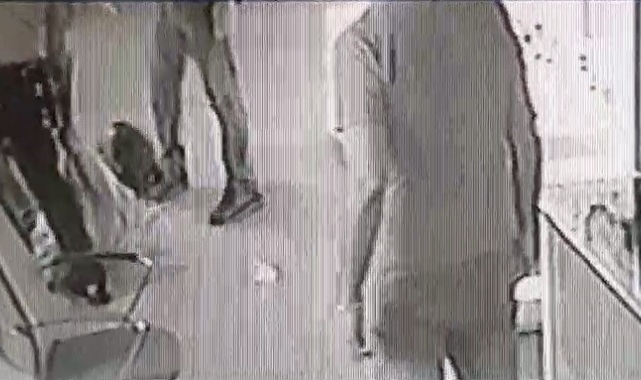 Alanya'da polisten kaçan şüpheliler aracın lastiğine ateş edilerek durdurulabildi