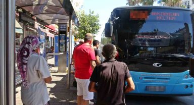 Antalyalı yaşlılar ücretiz taşımadan memnun