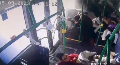 Başakşehir'deki İETT otobüs kazasında otobüs içerisinde yaşanan o anlar kamerada