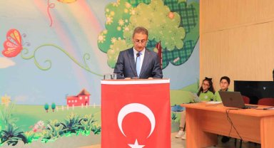 Bitlis'te 'İlköğretim Haftası' töreni