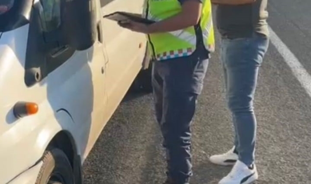 Çermik'te jandarmadan toplu taşıma araçlarında denetim