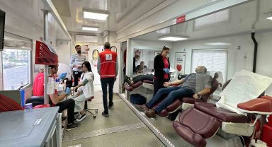 Elektrik şirketi çalışanlarından Kızılay'a kan bağışı