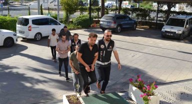 Emekli öğretmeni 3 milyon TL dolandıran şebeke çökertildi