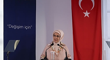Emine Erdoğan, New York’ta “Dünyaya Yön Veren Kadınlar” etkinliğine katıldı