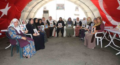 Evlat nöbetindeki anne: "Çocuğumun babası evlat hasretinden vefat etti"