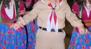 Hababam sınıfı oyuncuları Van'da nişan törenine katıldı