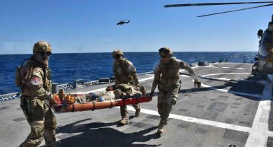 KKTC'de "Şehit Yüzbaşı Cengiz Topel Akdeniz Fırtınası Tatbikatı-23" devam ediyor