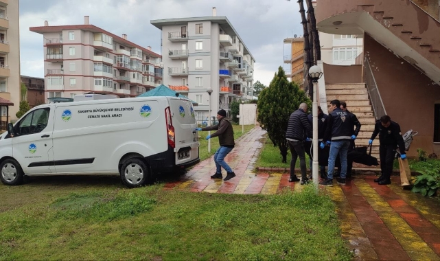Kolonya içtiği iddia edilmişti, kalp damar hastalığı sebebiyle hayatını kaybetmiş