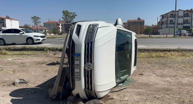 Kontrolden çıkan cip yan yattı: 1 yaralı