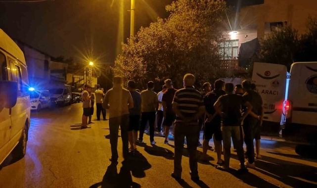 Mersin'de bir kadın yatak odasında boğazından bıçaklanarak öldürülmüş halde bulundu