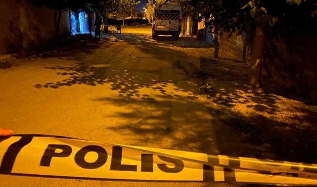 Nişanlısının babasıyla kavga edip çatıştı, başından ve karnından vurulup öldü