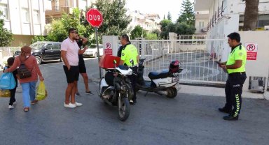 Otomobil ile motosiklet çarpıştı: 1 yaralı