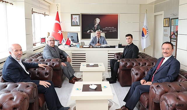 Rektör Taşdemir KPSS Birincisini Makamında Ağırladı