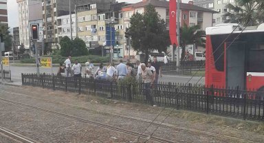 Samsun'da seyir halindeki otobüsün yangın tüpü patladı