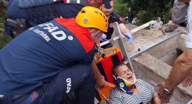 Su deposuna düşen kadını AFAD ve İtfaiye ekipleri kurtardı