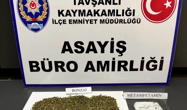 Tavşanlı'da dolmuşla uyuşturucu sevkiyatı yapmaya çalışan şüpheli yakalandı