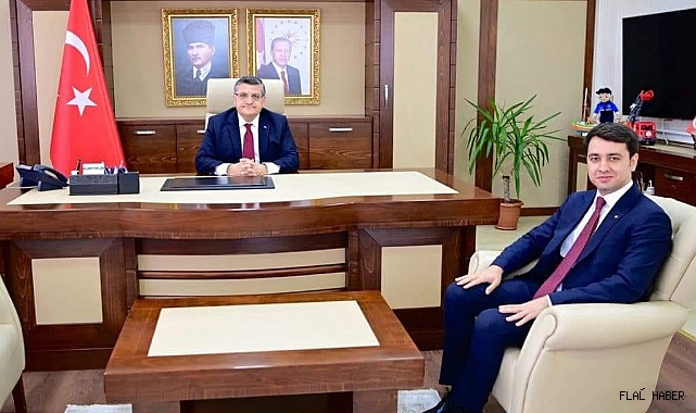 TÜRKELİ KAYMAKAM SAFA KAHRAMAN, SİNOP VALİSİ DR. MUSTAFA ÖZARSLAN’I ZİYARET ETTİ