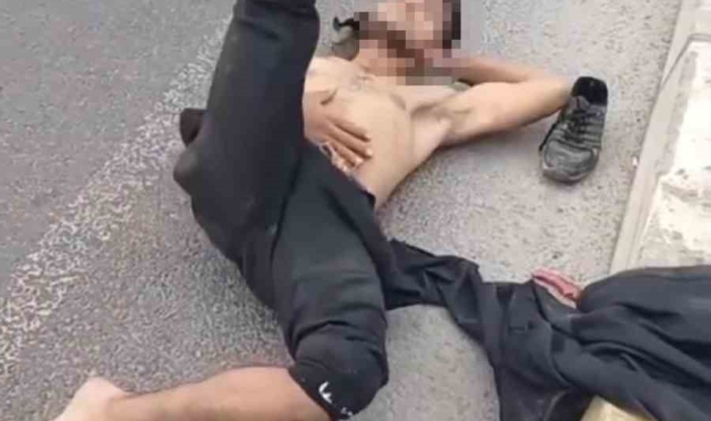 Yerlere yattı, polisin önünde dans etti