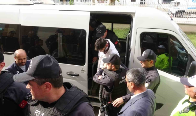 "Abiler ile bisiklet sürmeye gideceğim" dedi, geçtiğimiz gece ölü olarak bulundu