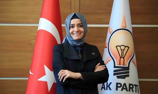 AK Parti'de Fatma Betül Sayan Kaya MYK üyesi olarak seçildi